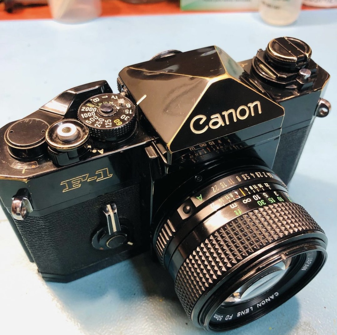 Canon F-1